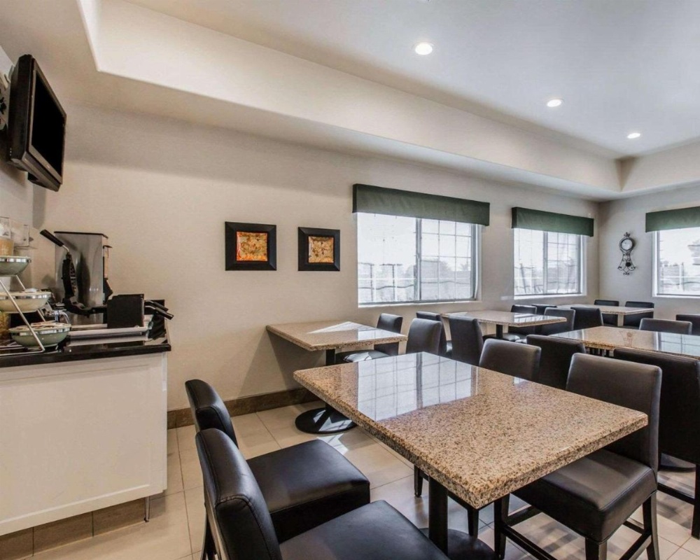 Quality Inn Rosemead Image 13